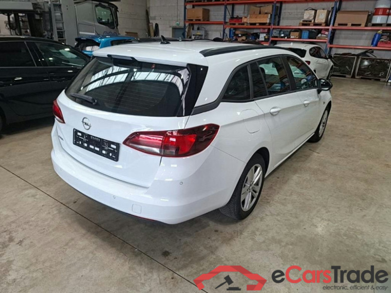 Opel Astra  Sports Tourer  #2