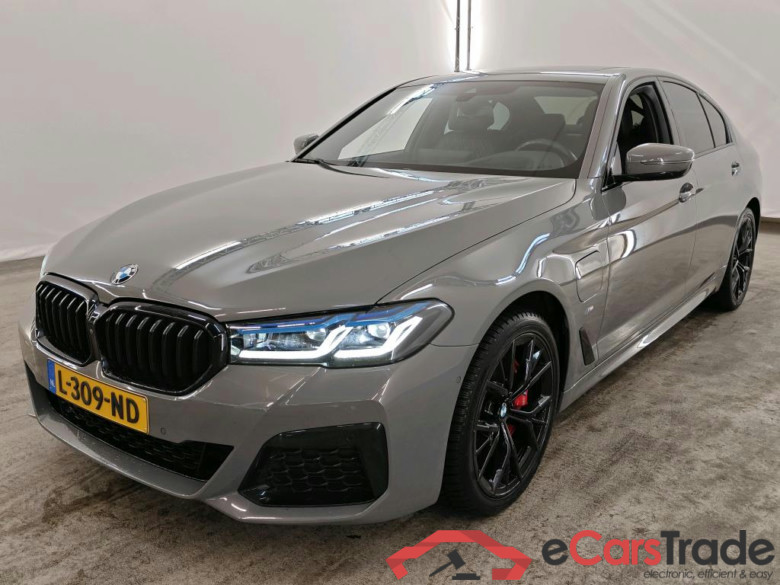 BMW 5 Serie Sedan 530e 4d #1