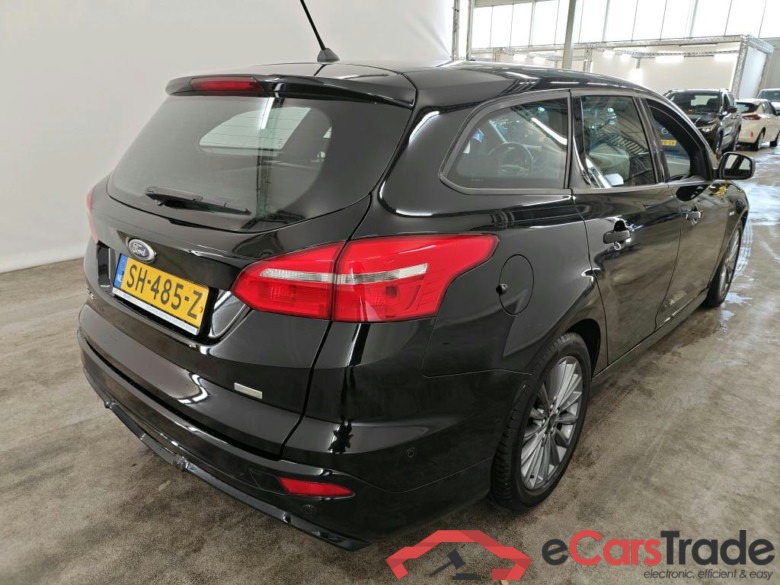 Ford Focus 1.0 EcoBoost ST-Line 125 pk Wagon 5d #2