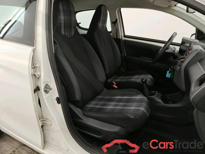 Peugeot 108 Active 1.0 e-VTi 72pk 5d #3