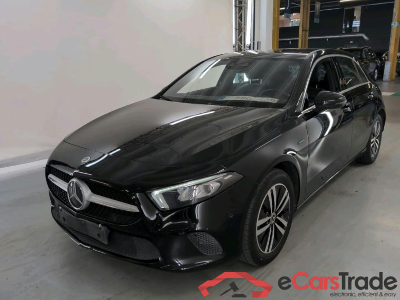 MERCEDES-BENZ CLASS A (W177) A 250 e PHEV Business Solution