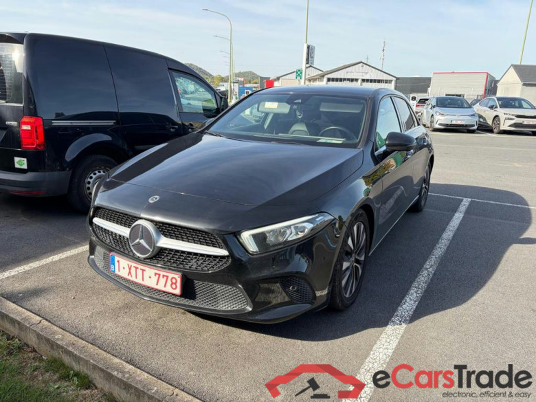MERCEDES-BENZ A 180 d #1