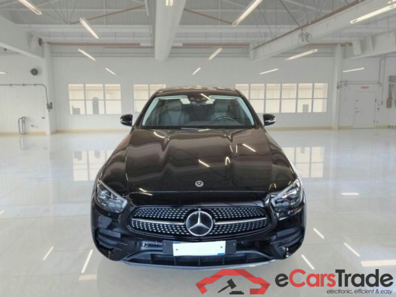 MERCEDES-BENZ CLASSE E / 2020 / 4P / BERLINA E300 DE PLUG IN HYBRID PREMIUM PLUS #6