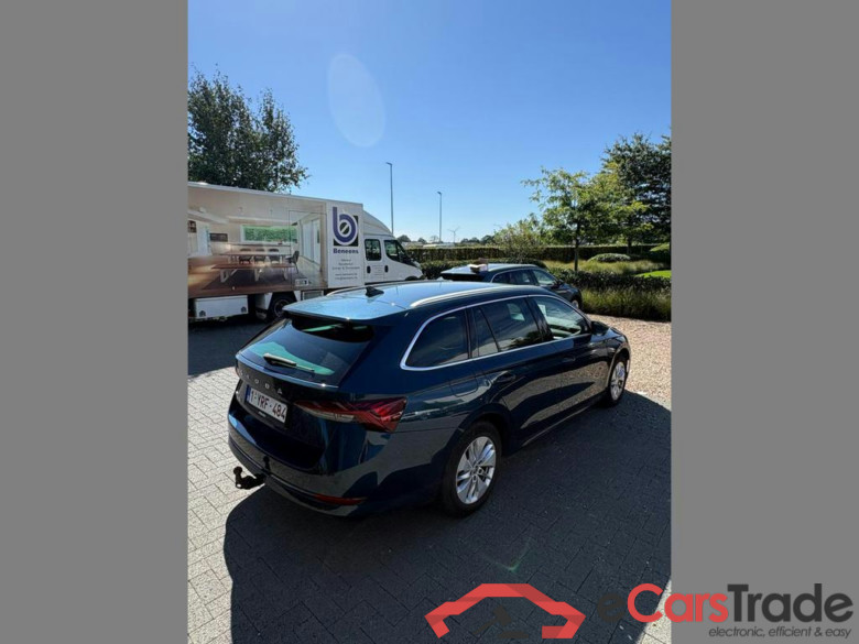 SKODA Octavia Combi Dsl SW 2.0 TDi SCR Ambition #4