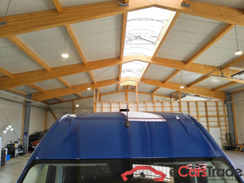 Crafter Kasten Kasten 35 mittellang Hochdach 4MOTION 2.0 TDI 130KW MT6 E6dT #4