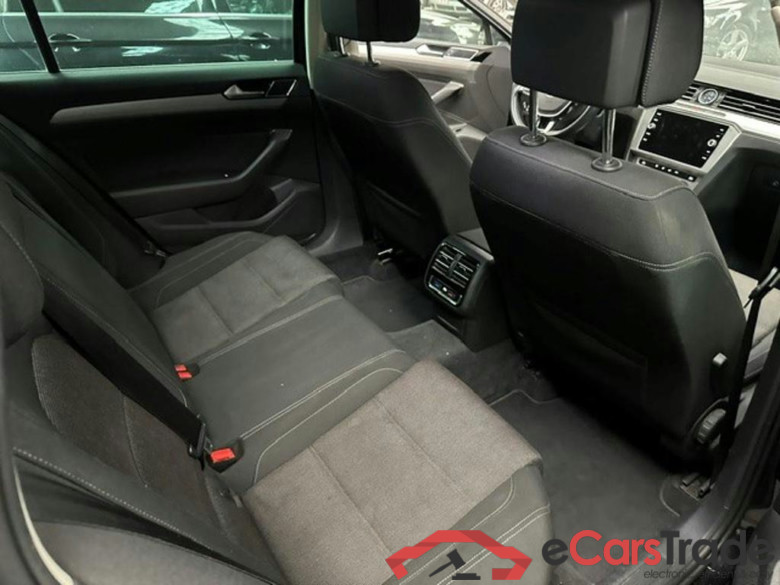 VOLKSWAGEN Passat Variant Dsl SW 2.0 CR TDi Comfortline #5