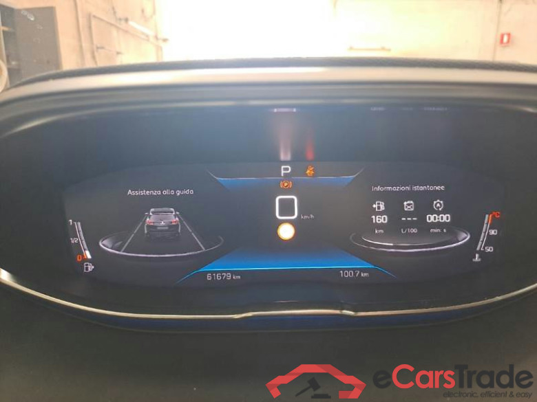 PEUGEOT 3008 / 2020 / 5P / SUV BLUEHDI 130 EAT8 SeS ACTIVE PACK #4