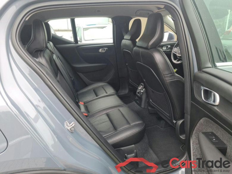 VOLVO XC40 1.5 T5 PHEV INSCRIPTION DCT #6