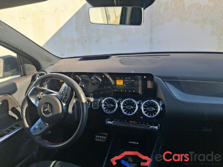 MERCEDES-BENZ GLA / 2020 / 5P / todoterreno GLA 250 e #3