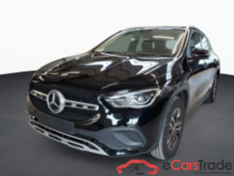MERCEDES-BENZ GLA 180 7G-DCT Style 5d 100kW