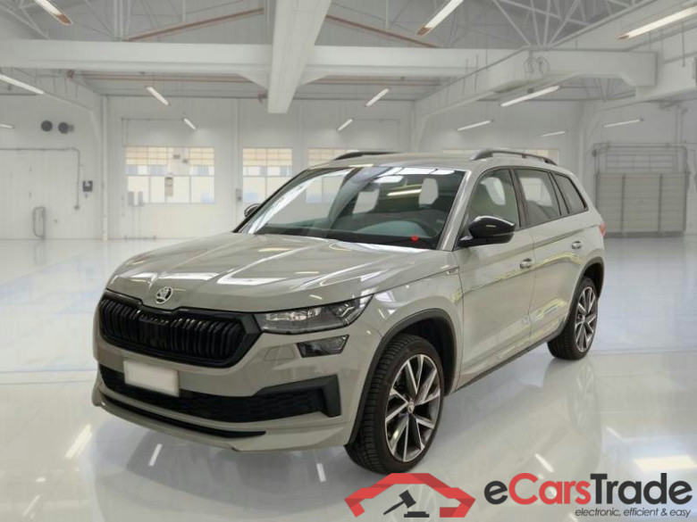 SKODA KODIAQ / 2021 / 5P / SUV 2.0 TDI 110KW SPORTLINE DSG 4WD 7P