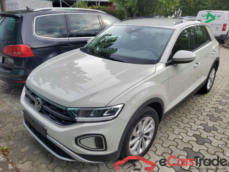 Volkswagen T-Roc (D11)(12.2021->2025) DE - SUV5 1.5 TSI EU6d, Life, (Facelift) 2022 - 2024