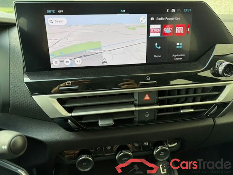 Citroen C4 X PLUS 1.2 Hybrid 145 MHEV ë-DCS6 #6