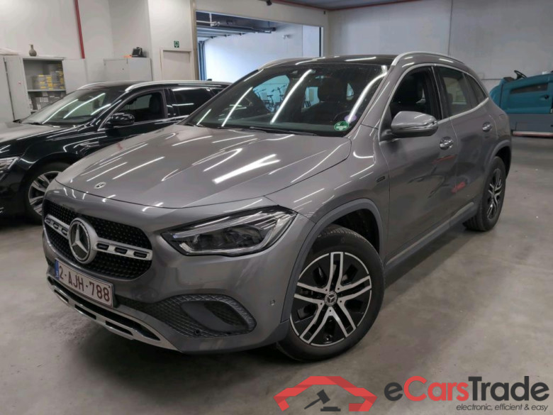 MERCEDES - MER GLA 250e 218PK DCT Business Solution Pack Plus & Towing Hook With ESP  * HYBRID * #1