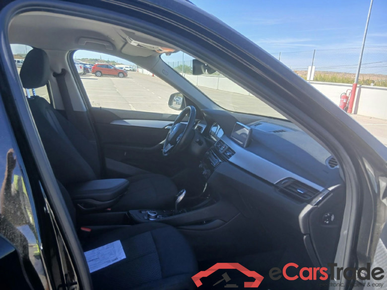 BMW X1 / 2019 / 5P / todoterreno sDrive18dA Corporate #6