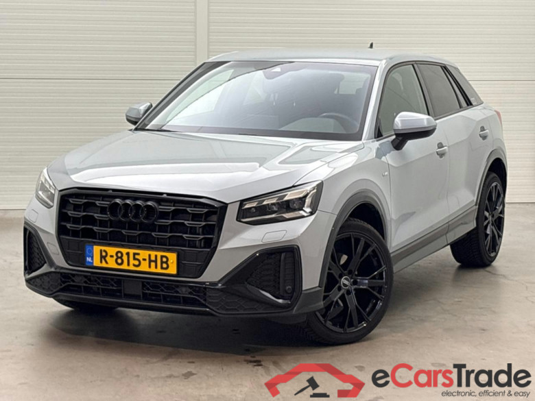 AUDI Q2 35 TFSI S Edition #1