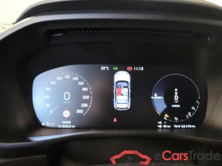 VOLVO XC40 / 2021 / 5P / SUV T4 Recharge Plug-in auto Core #4
