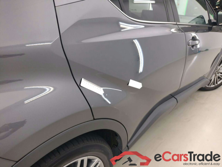 TOYOTA C-HR 1.8 HYBRID C-HIC BI-TONE AUT. #6