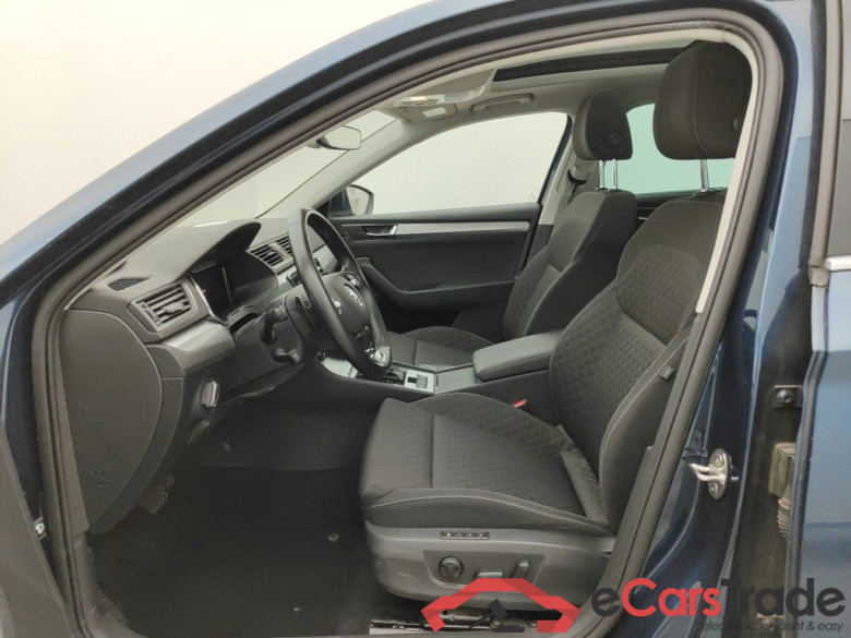 Skoda Superb Combi 1.4 TSI iV 160kW DSG6 Clever 5d #3