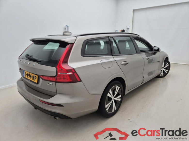 VOLVO V60 2.0 B3 Mom. Adv. Geartronic #2