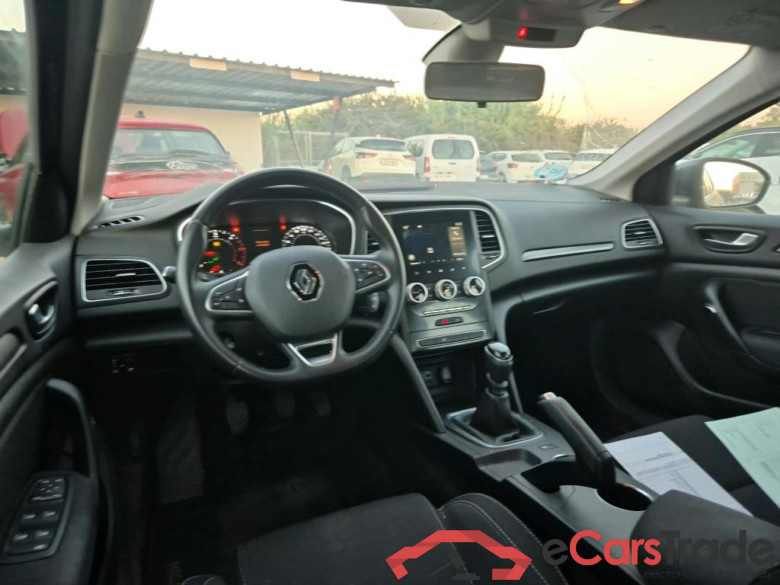 RENAULT Mégane / 2020 / 5P / berlina con portón Business Blue dCi 85 kW (115CV) -SS #3