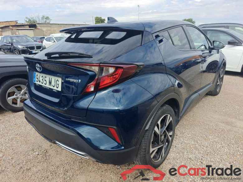 TOYOTA C-HR / 2019 / 5P / todoterreno 2.0 180H Advance #2