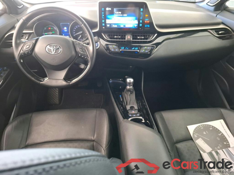 TOYOTA C-HR 5p SUV 1.8 HYBRIDE 122 GRAPHIC #5