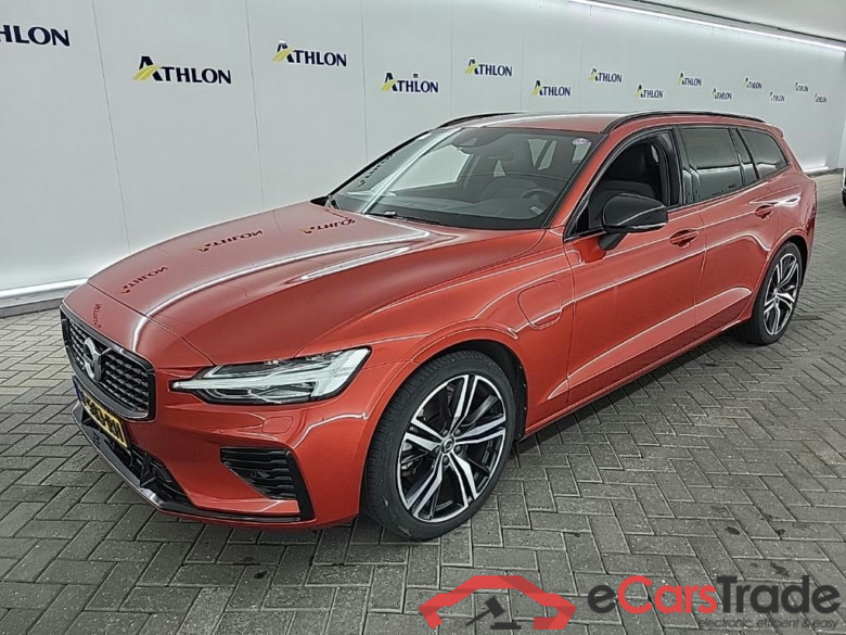 VOLVO V60 Recharge T6 AWD Automaat R-Design 5D 251kW