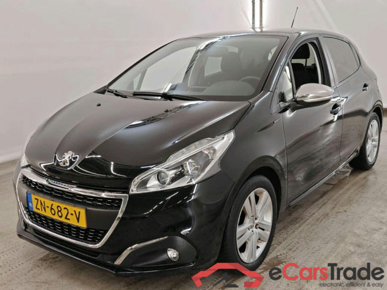 Peugeot 208 Signature 1.2 PureTech 82 5d #1