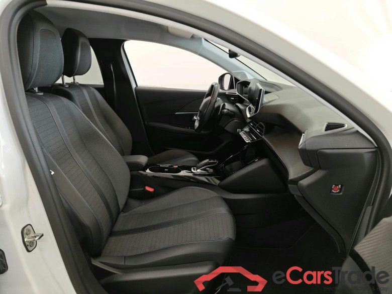 Peugeot 208 Allure Hybrid 100 e-DCS6 5d #3