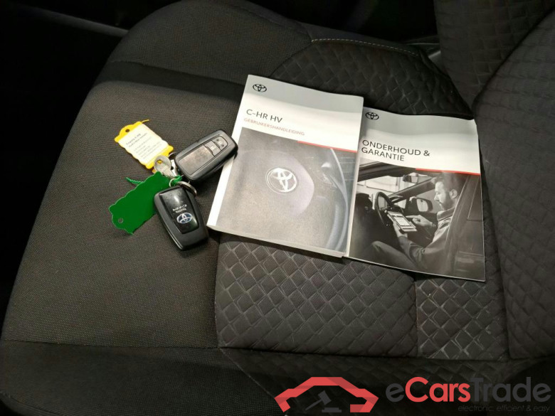 Toyota C-HR 1.8 Hybrid Business automaat 5d #4