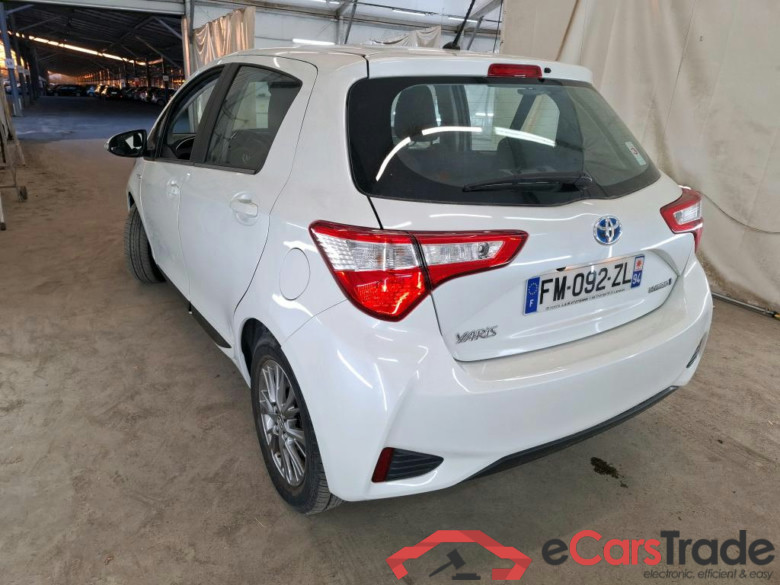 TOYOTA Yaris Hybride / 2017 / 5P / Berline 1.5 VVT-I HYBRID Dynamic #2