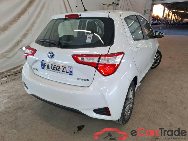 TOYOTA Yaris Hybride / 2017 / 5P / Berline 1.5 VVT-I HYBRID Dynamic #3
