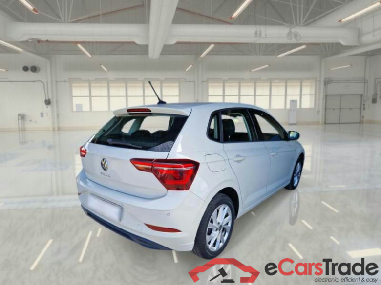 VOLKSWAGEN POLO / 2021 / 5P / BERLINA 1.0 TSI STYLE #2