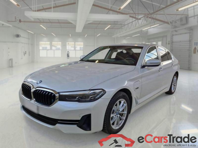 BMW SERIE 5 / 2020 / 4P / BERLINA 530E XDRIVE BUSINESS AUTO #1