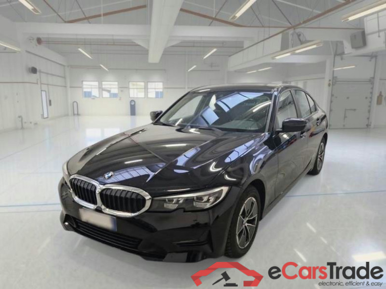 BMW SERIE 3 / 2018 / 4P / BERLINA 316D 48V BUSINESS ADVANTAGE AUTO
