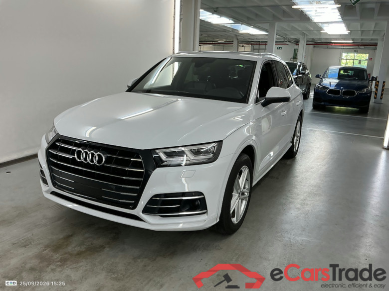 AUDI Q5 - 2017 55 TFSi e PHEV Q Sport S tronic #1