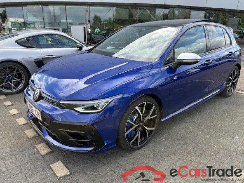 VOLKSWAGEN Golf VIII R