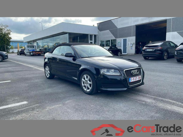AUDI A3 Cabriolet 1.6 TDi Attraction Start/Stop DPF #2