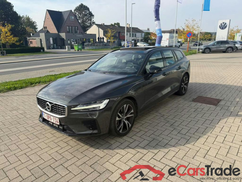 VOLVO V60 PHEV 2.0 T8 AWD R-Design Geartronic #1
