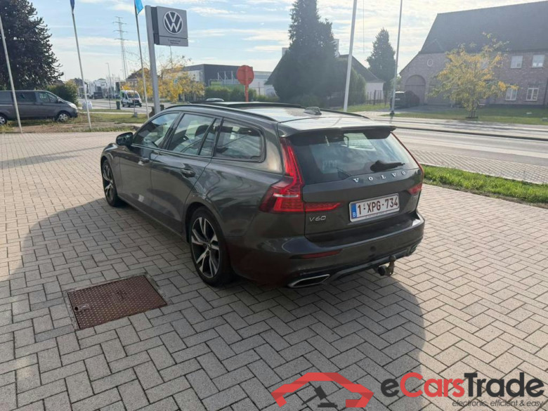 VOLVO V60 PHEV 2.0 T8 AWD R-Design Geartronic #4