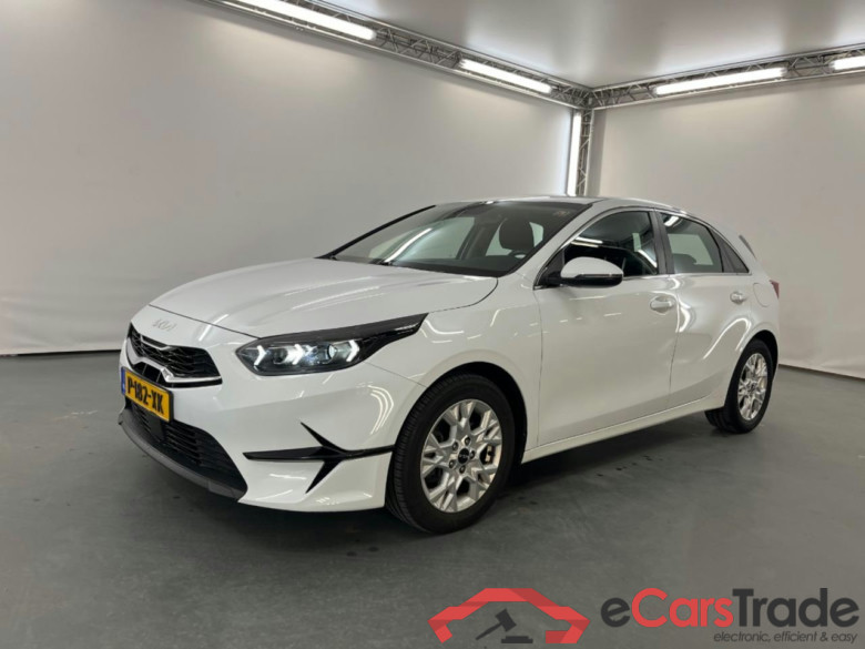 KIA Ceed 1.0 T-GDi DynamicLine #1