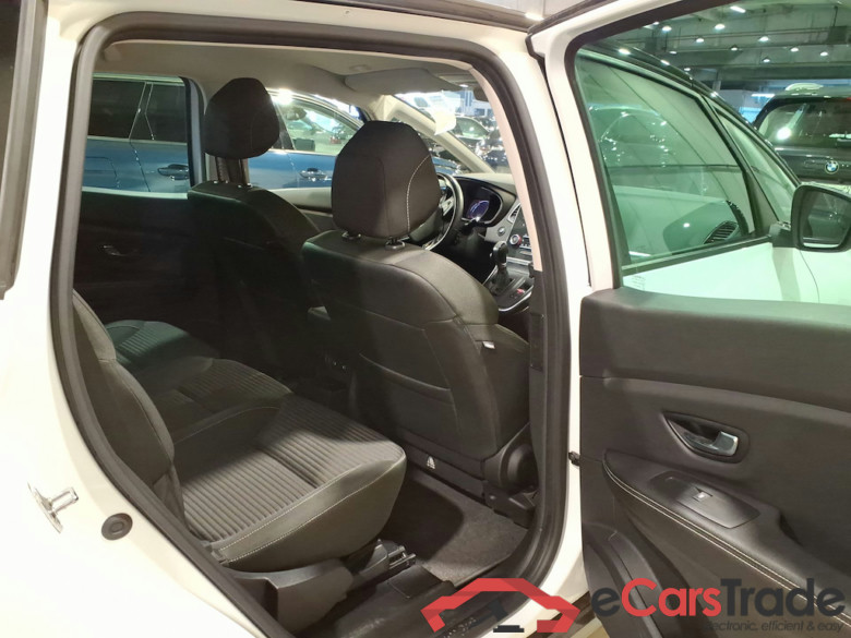 RENAULT GRAND SCENIC 1.3 TCE 140 EDC GPF CORPORATE EDITION #5