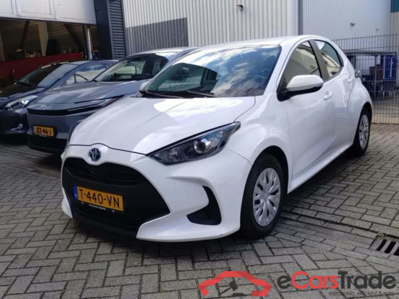 TOYOTA YARIS 1.5 Hybrid Active #1
