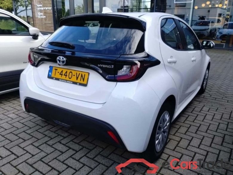 TOYOTA YARIS 1.5 Hybrid Active #4