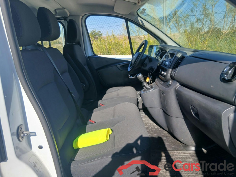 RENAULT Trafic / 2019 / 4P / furgón Doble Cabina 27 L1 Energy BluedCi 88 kW #6