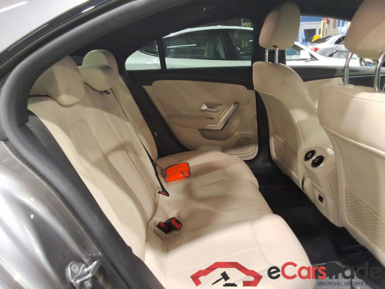 MERCEDES-BENZ CLA 1.3 CLA 250 E LUXURY LINE DCT #5
