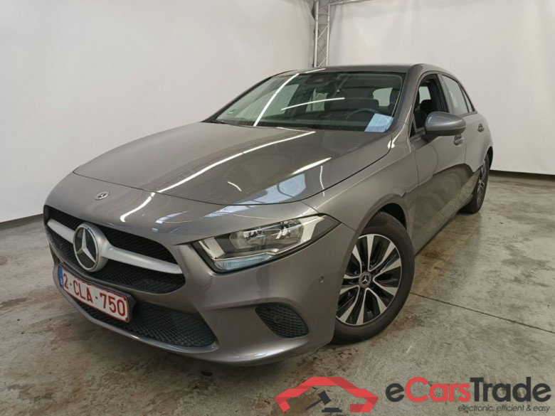 Mercedes-Benz A-Klasse A 180 Business Solution Essential 5d #1