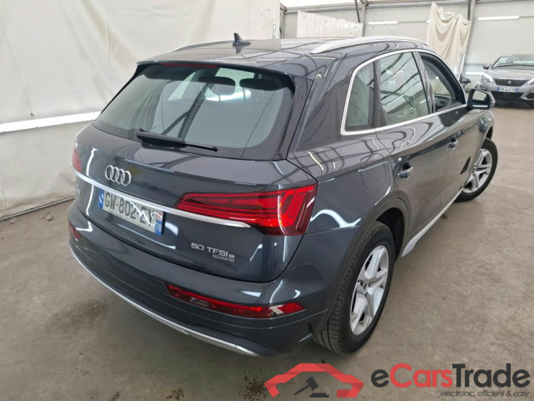 AUDI Q5 / 2020 / 5P / SUV 50 TFSI e 299 QTT S TRONIC 7 DESIGN #4