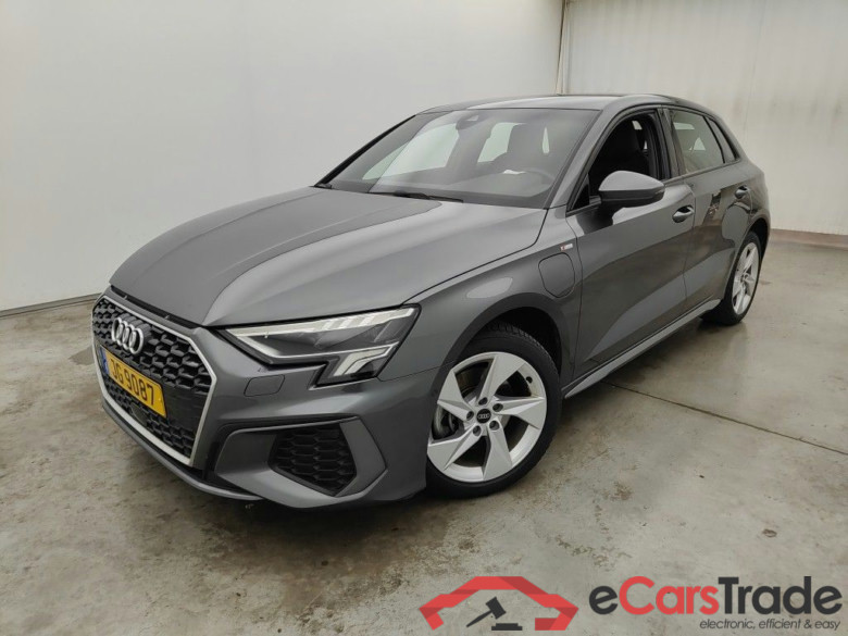 AUDI A3 SPORTBACK - 2020 40 TFSI e 150hp PHEV S line S tronic 5d #1